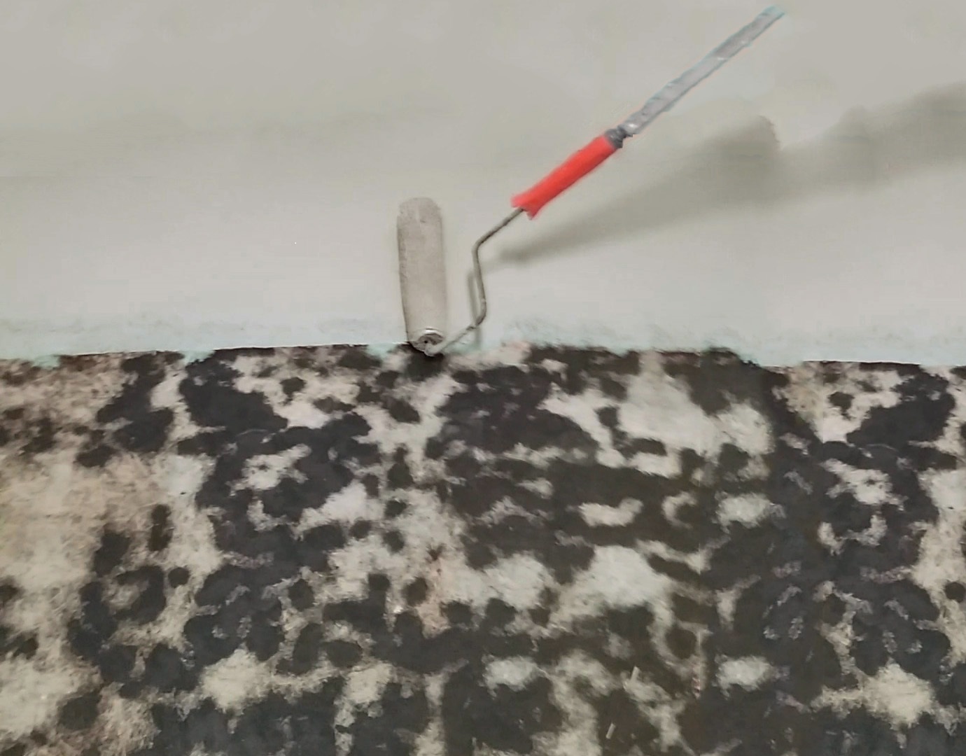 fake and gray primer